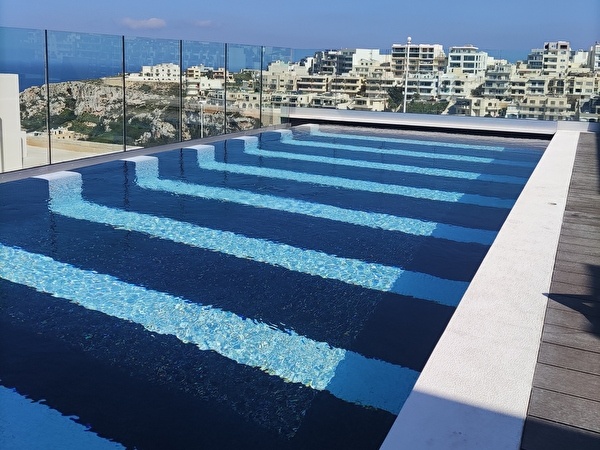 Rooftop Pool